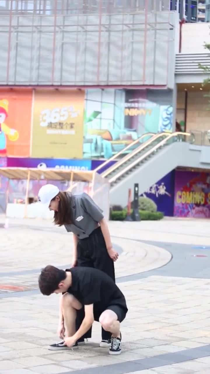 骑在183的男朋友肩上是什么感觉