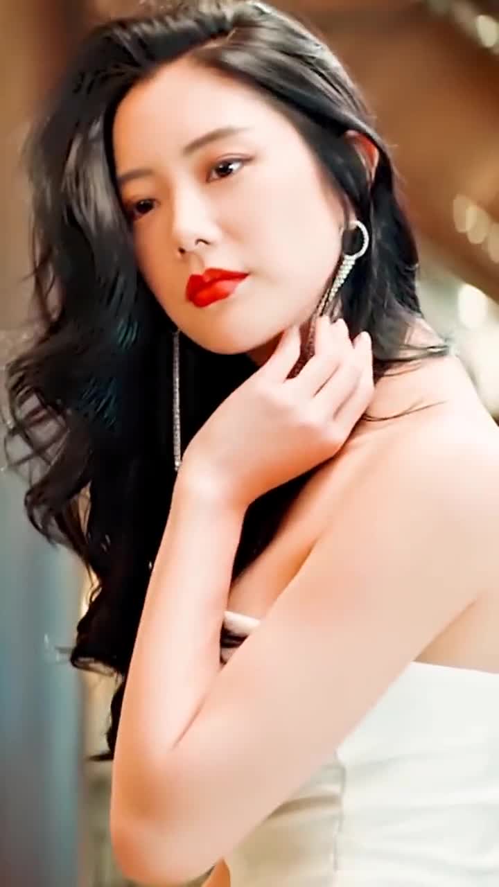 明星克拉拉claralee本名李成敏1986年1月15日出生于瑞