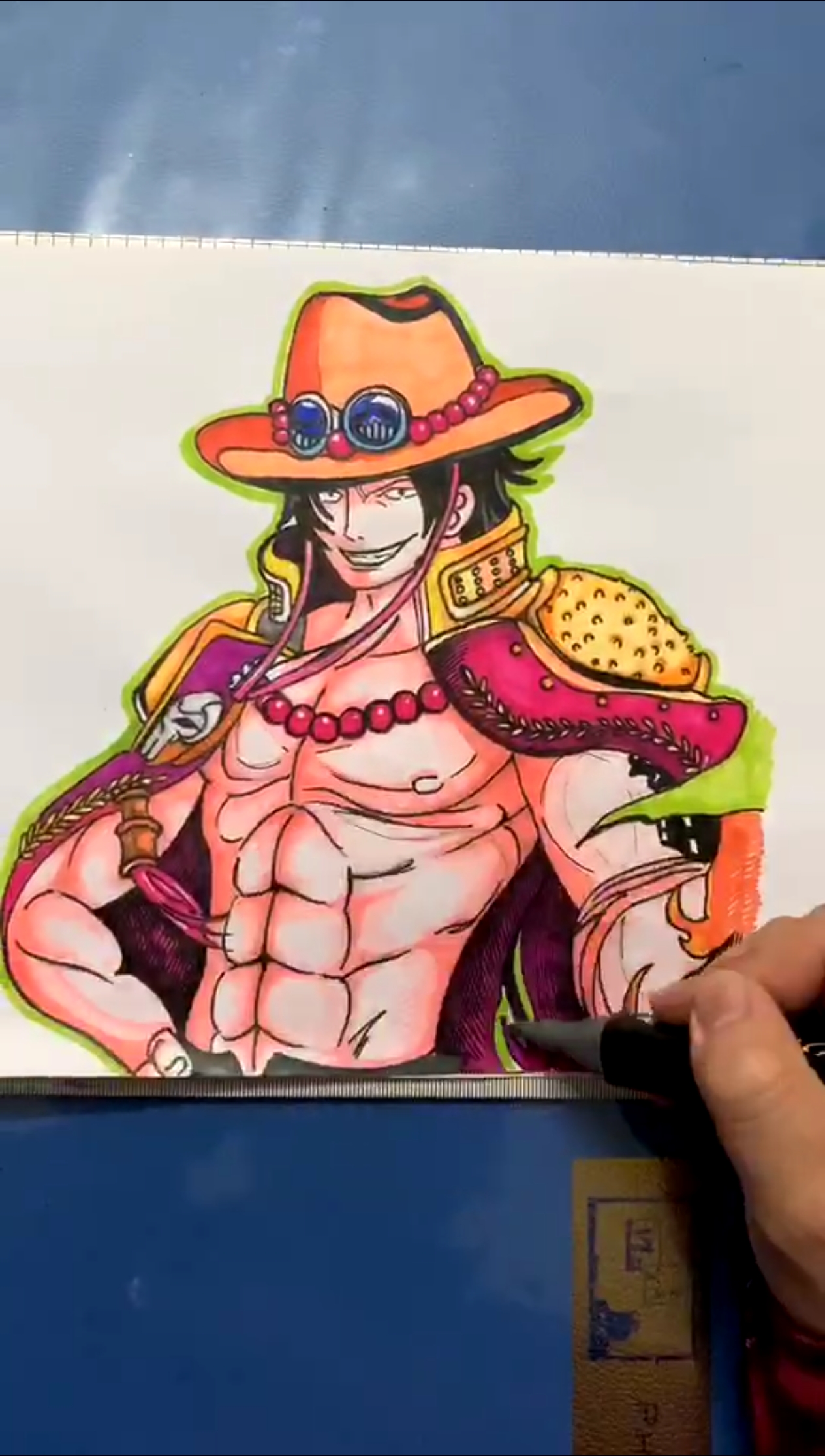 周末绘画作业主要画艾斯,完成后