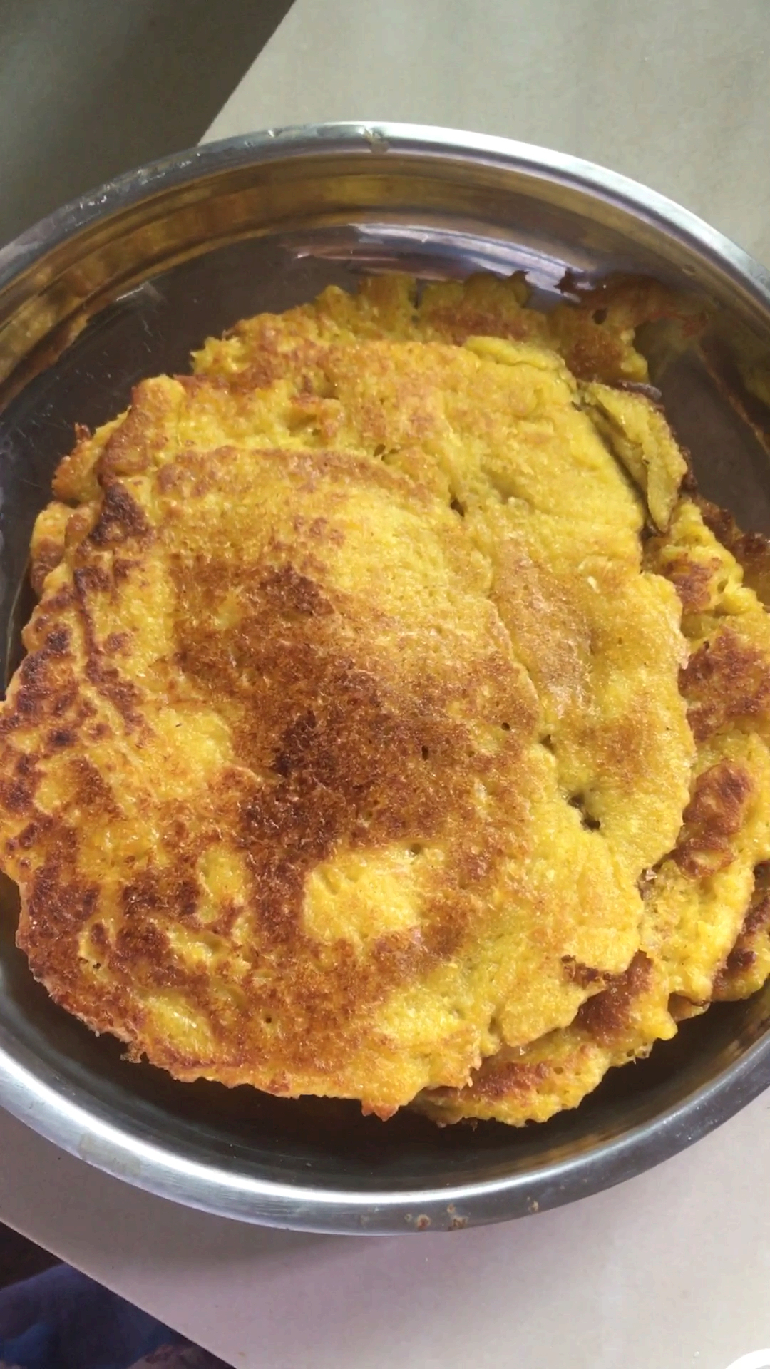 秀出你的拿手菜#新鲜出炉的玉米饼