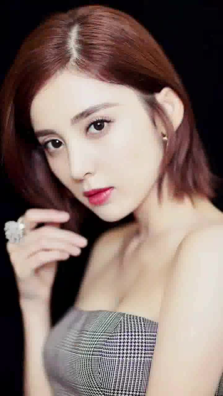 古力娜扎1992年5月2日出生中国内地女演员