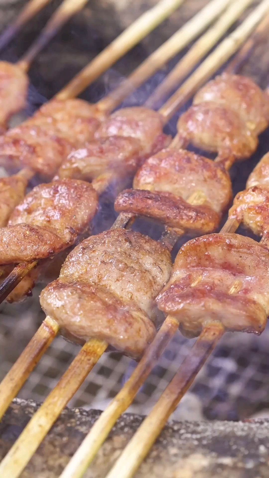 第一次吃烤羊蛋,竟然比瘦肉还嫩,超级大补!