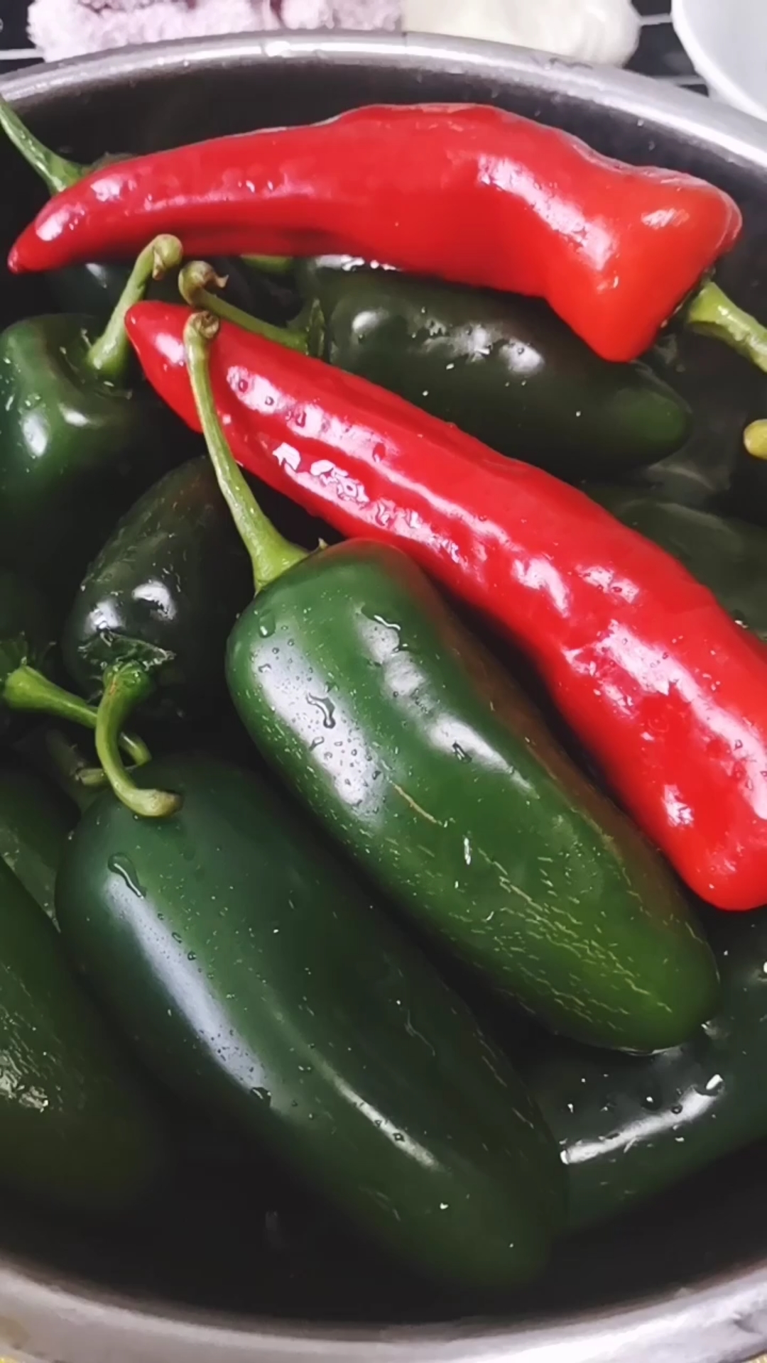 爱美食爱生活#厚皮辣椒这么做 三碗米饭不够吃