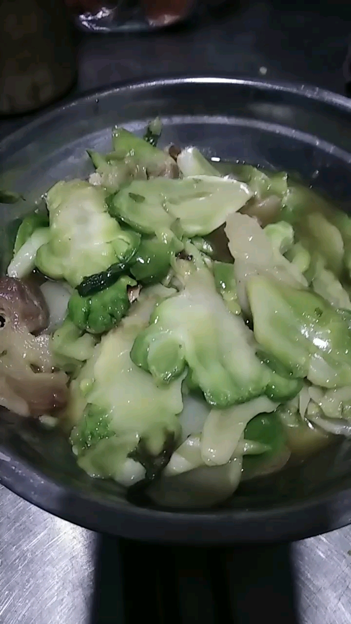 老家的腊肉 青菜