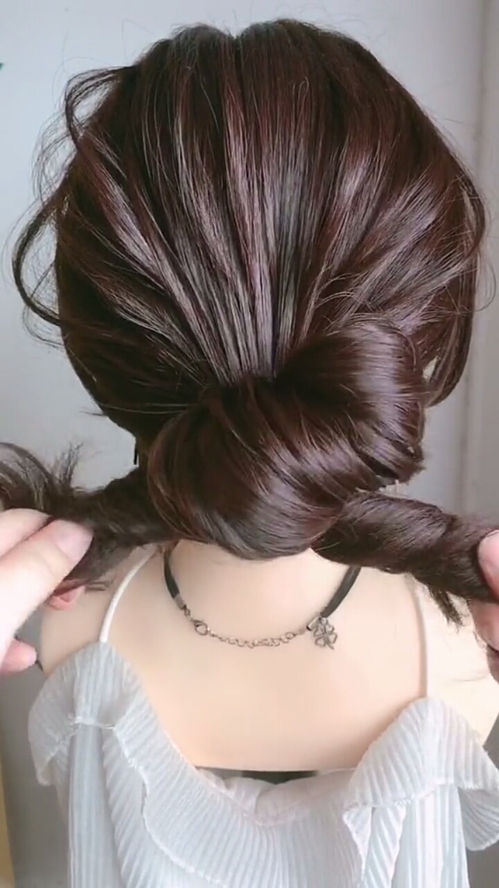 扎发精英#低马尾丸子头~喜欢的拿走不谢