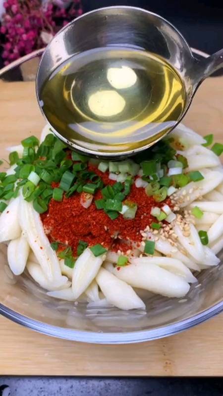 陕西剪刀面#陕西剪刀面制作-度小视