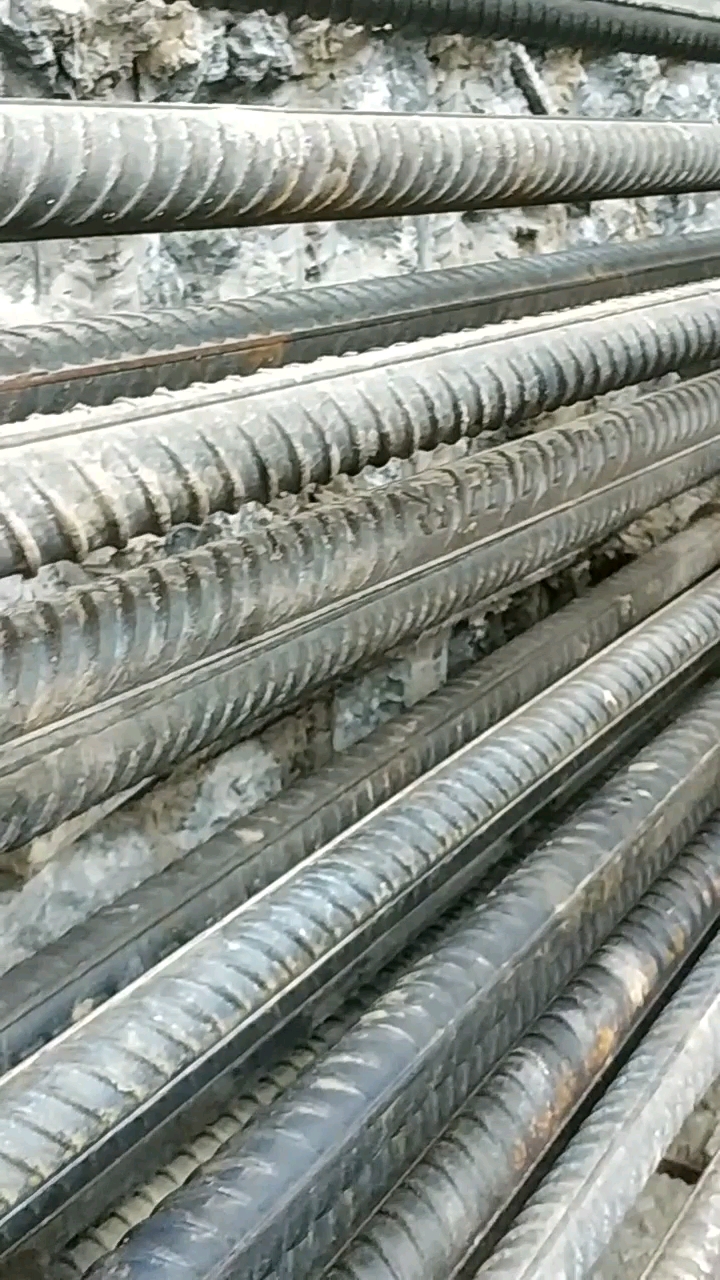 地铁钢筋就是粗啊.