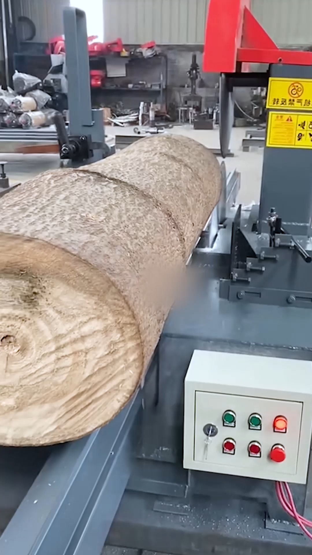 木工机械设备#圆木推台锯 #大直径圆木改板锯 #原木开板机-度惺视