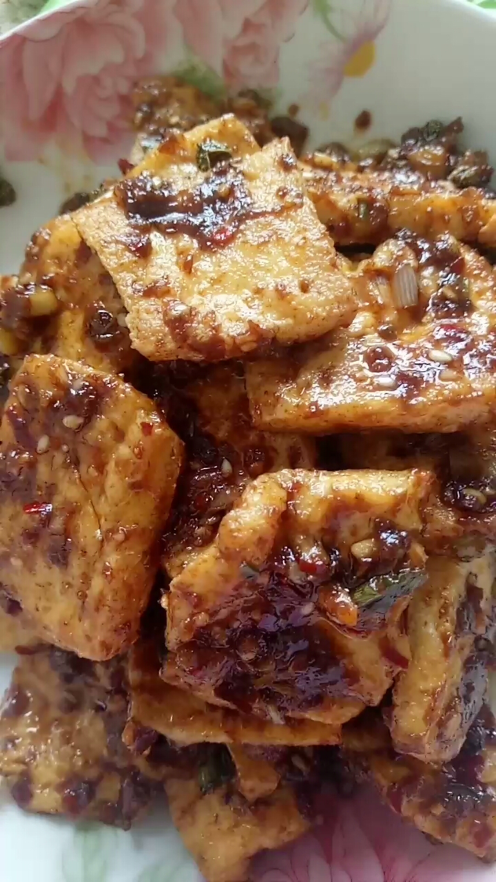 家庭版酱汁麻辣臭豆腐