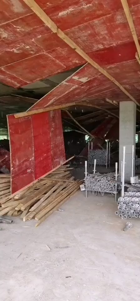 这模板拆的够快的