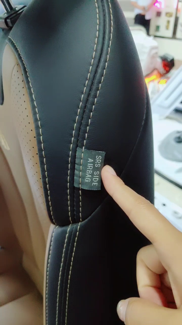 全民小助手关注我,关注全民小视频,座椅上有airbag的,千万不要套座套