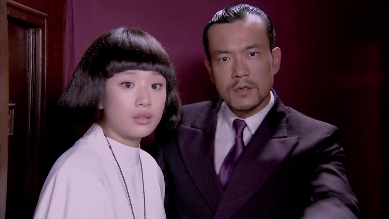 海上孟府:男子被教父赶出教堂,男子还说出这番话,女子无言以对