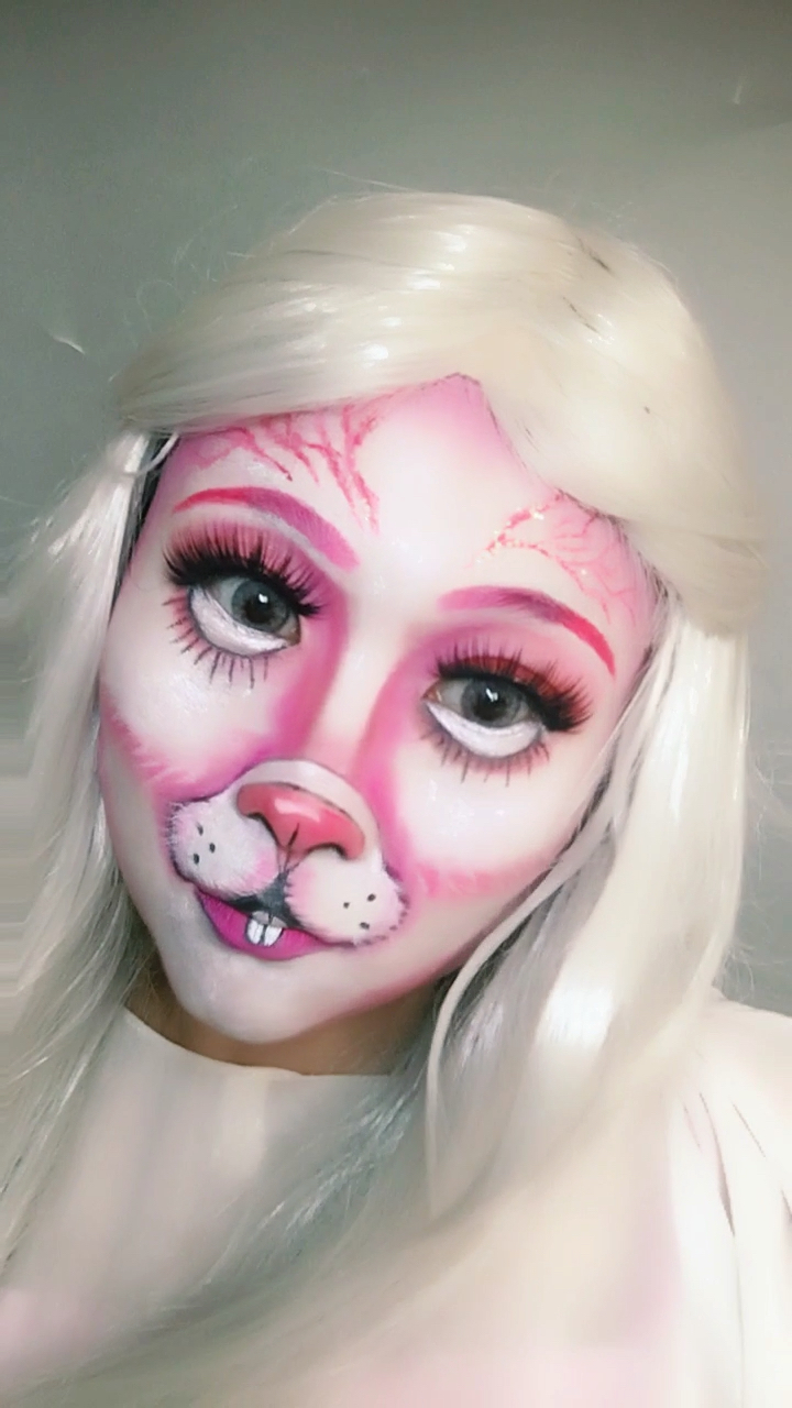 猜猜是化的什么动物妆?