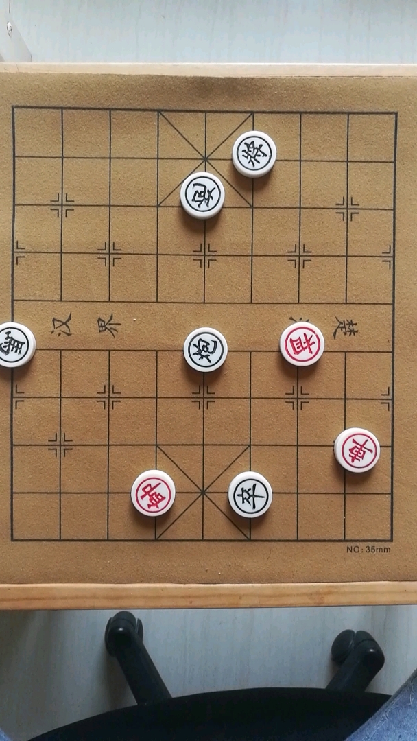 单车挑战双炮一马,到底谁能获胜?你知道下面的棋路怎么走的吗?