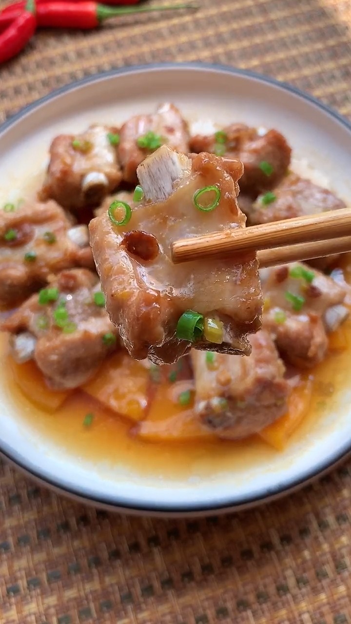 我要上热门#清蒸排骨想要做的入味又好吃,加黄豆酱和地道的番薯粉就