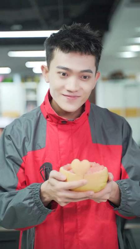 千言万语总是情柚子表白行不行你们会支持快递小哥 吧田小野莫西柚子