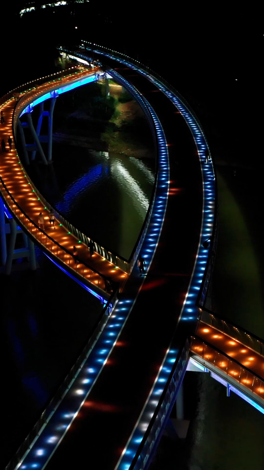 航拍#浙江天台山始丰湖月桥景观桥,渐变的光影,炫彩的色调,动感的