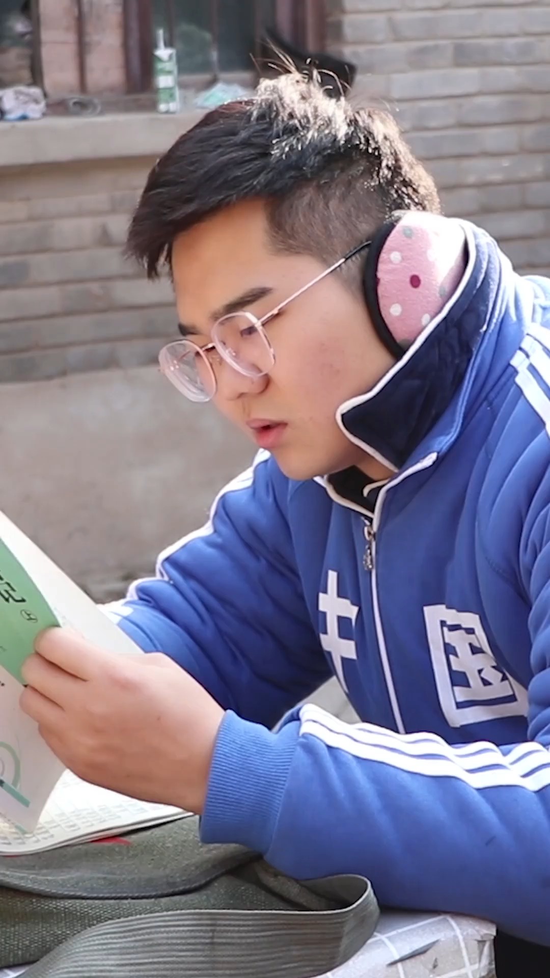 大锤为替自己偶像正名,变装成猪八戒来找田田和大鱼!