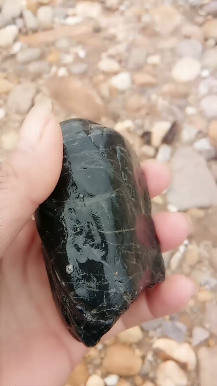 是雷公石吗?欢迎评论.