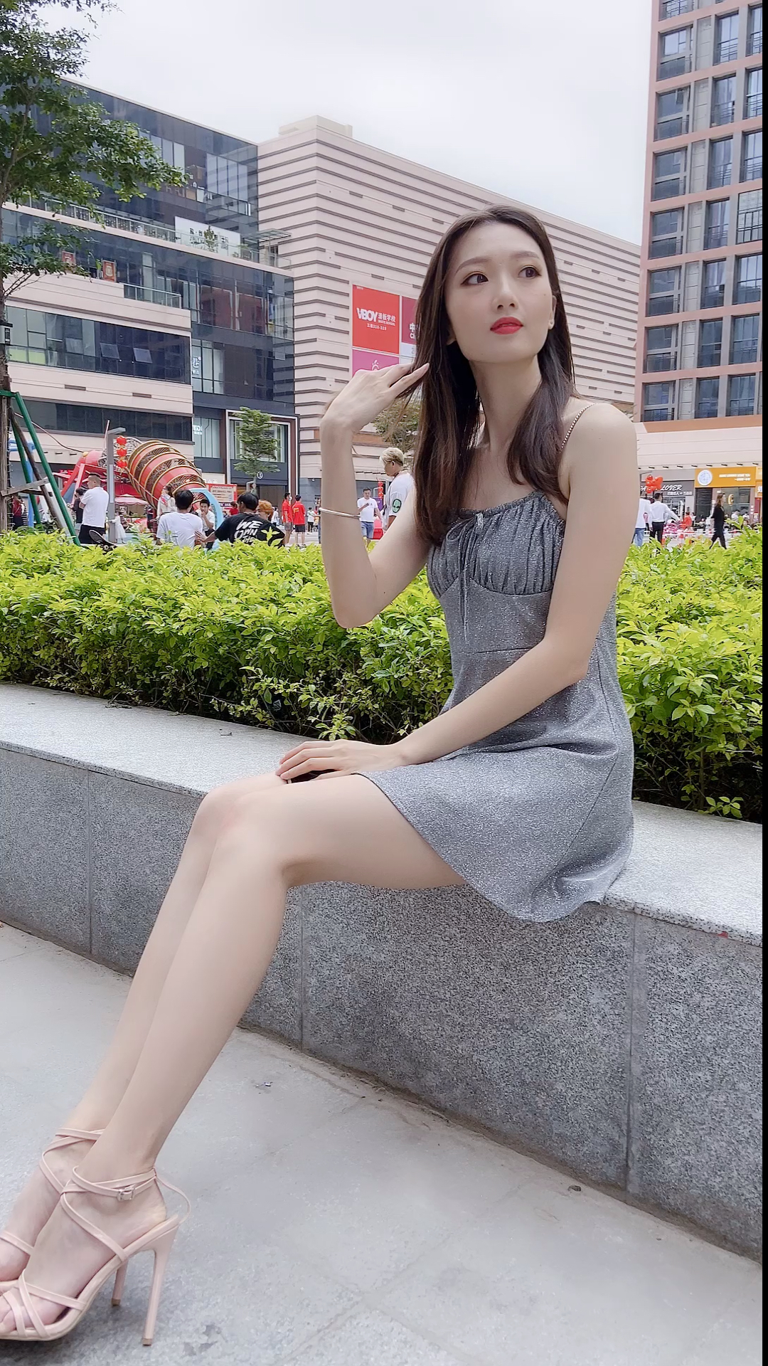 无敌大长腿#这身材颜值你给几分?