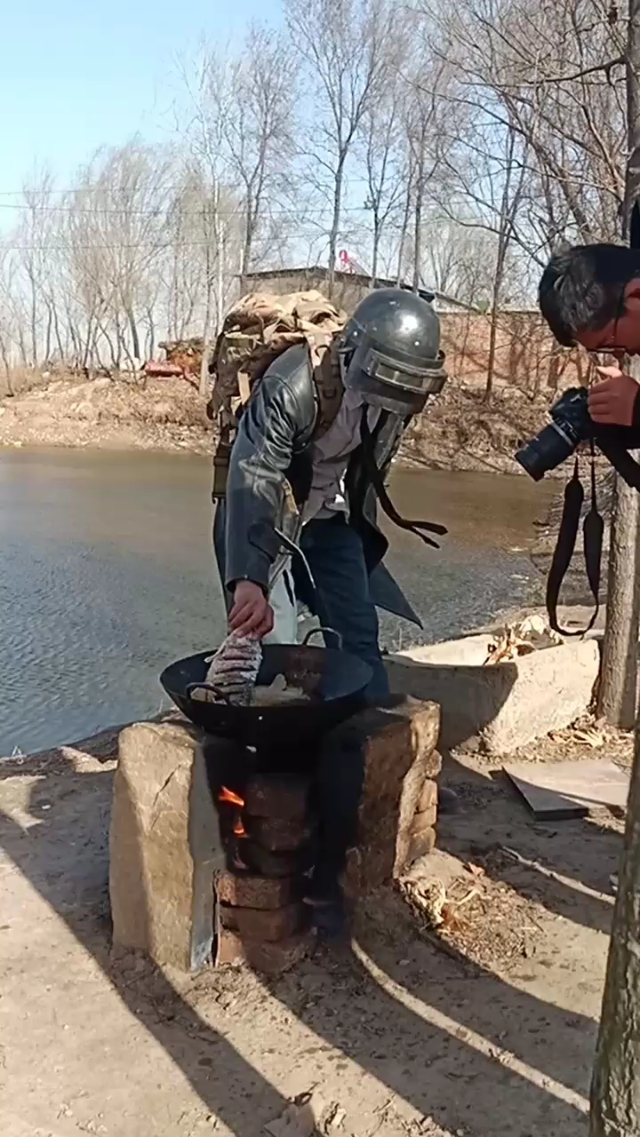 快看吉哥做什么好吃的呢