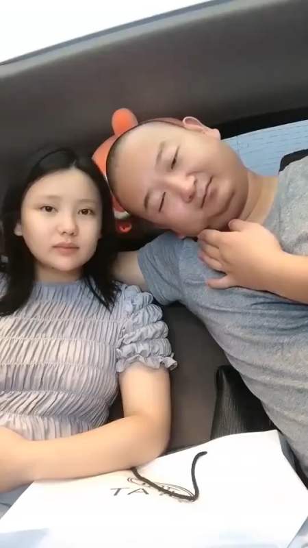 搞笑段子剧#giao嫂眼光真好,陪着giao哥四年,如今giao哥都买车了