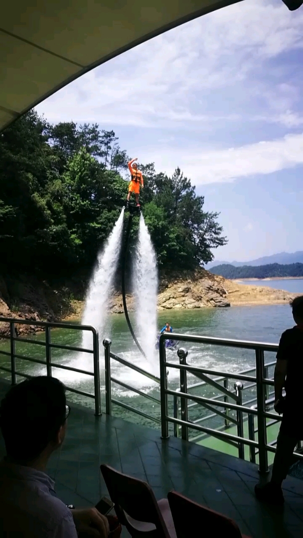 千岛湖龙吸水表演!ok极了!