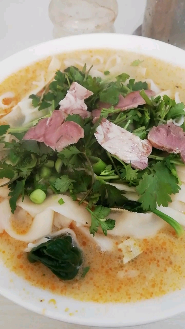 河南的羊肉烩面好吃极了