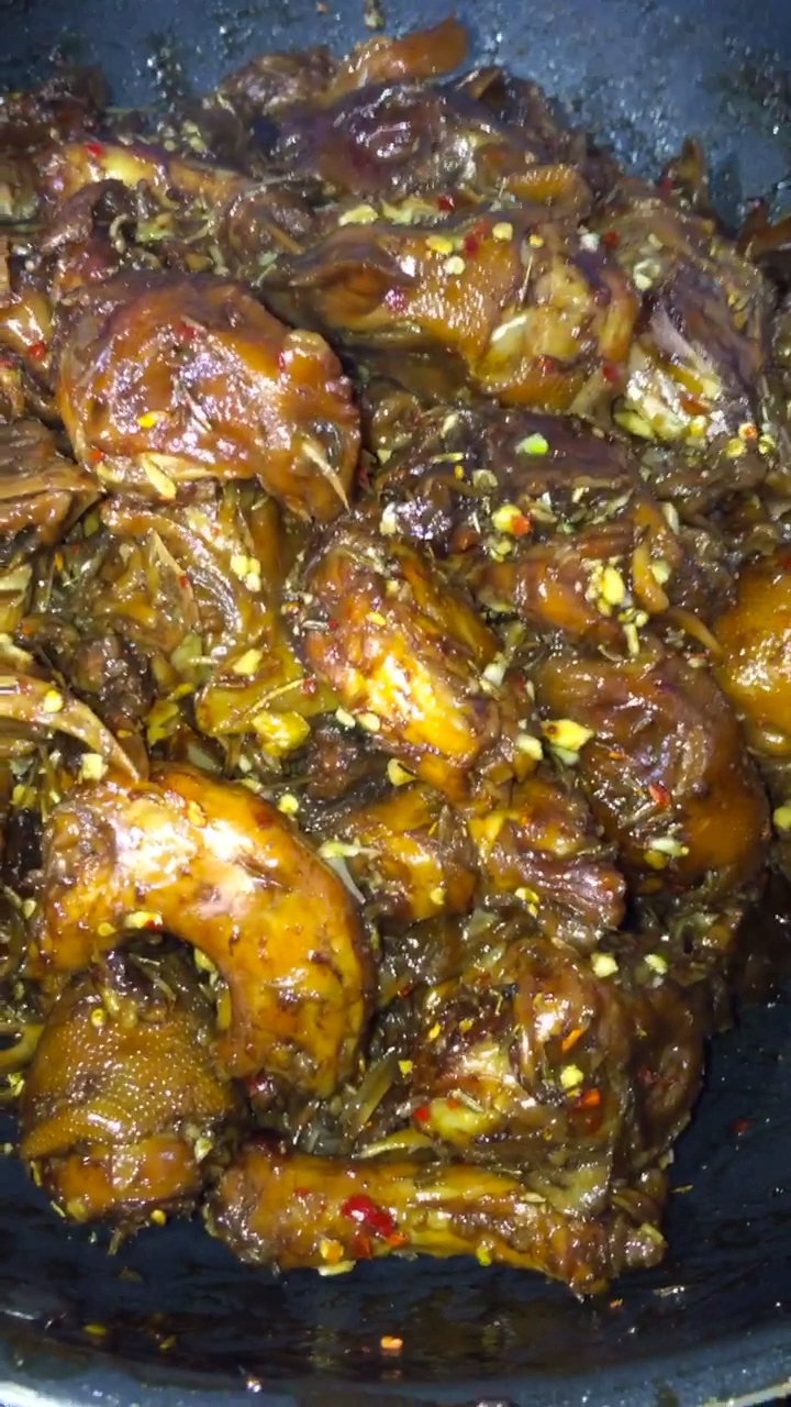 我的秘密食谱#烧烤味的鸡头鸡脖