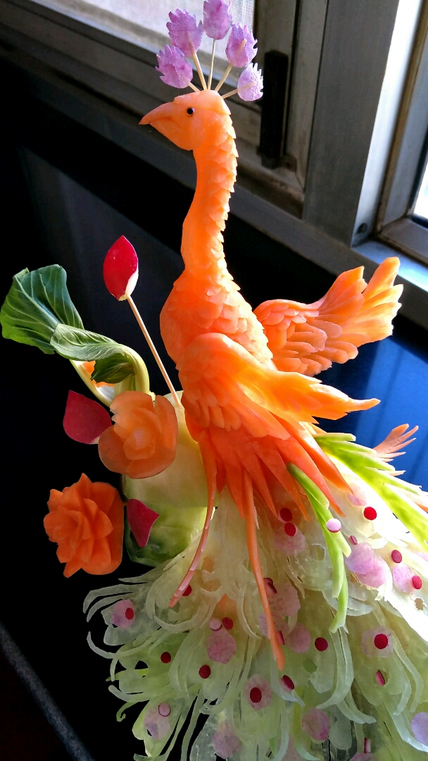 食品雕刻孔雀,你真的很美.