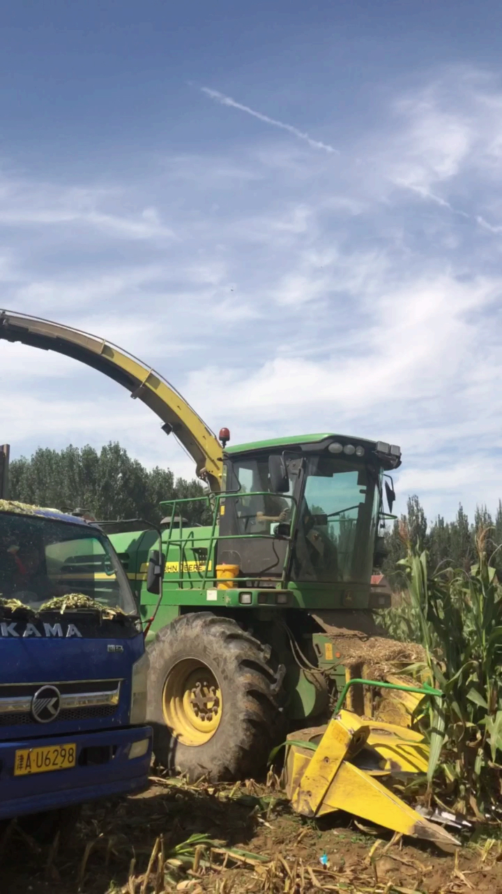 约翰迪尔青储收割机