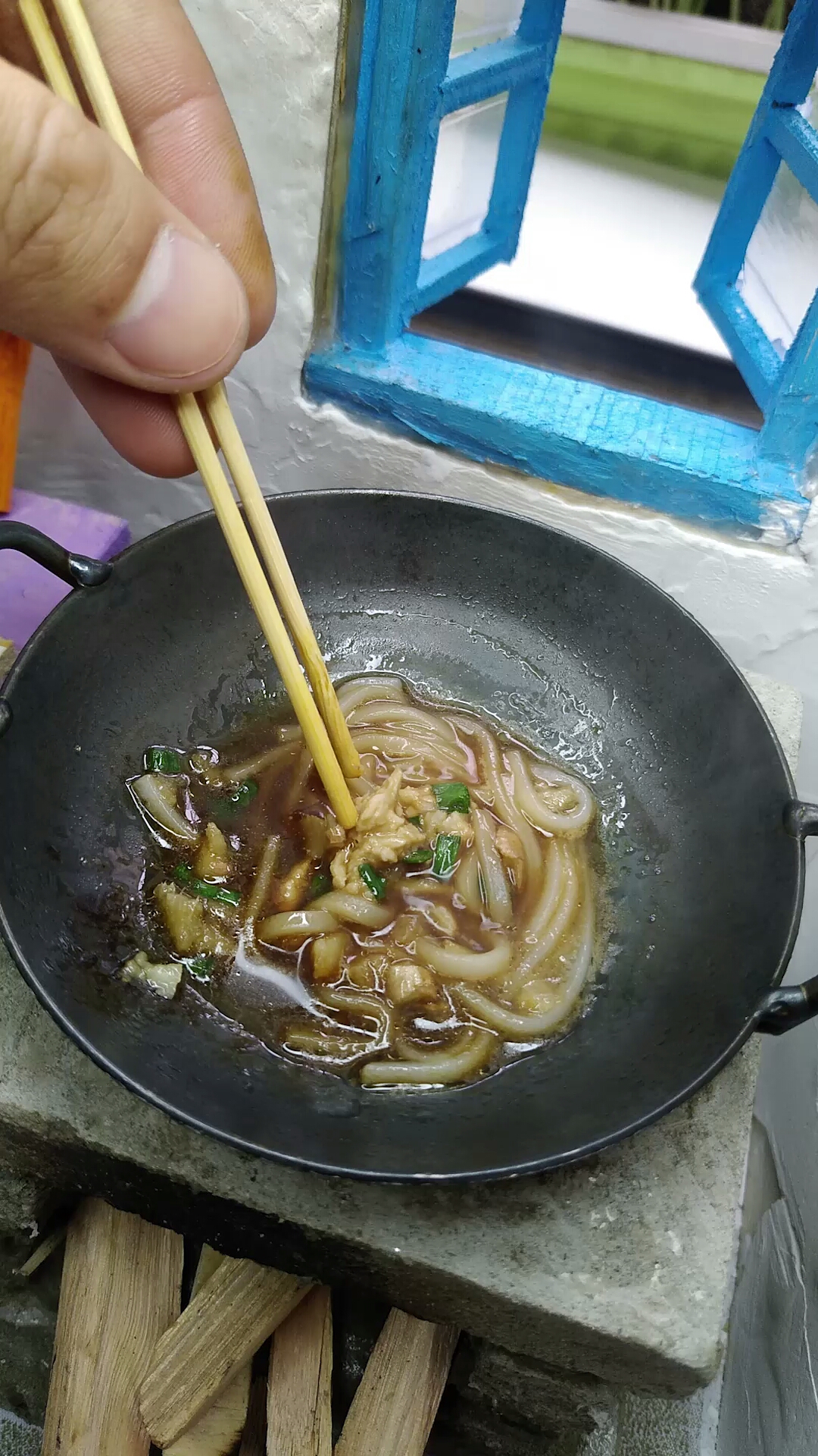 美食#迷你厨房今日份煮面条,一口吃一碗的那种!哈哈