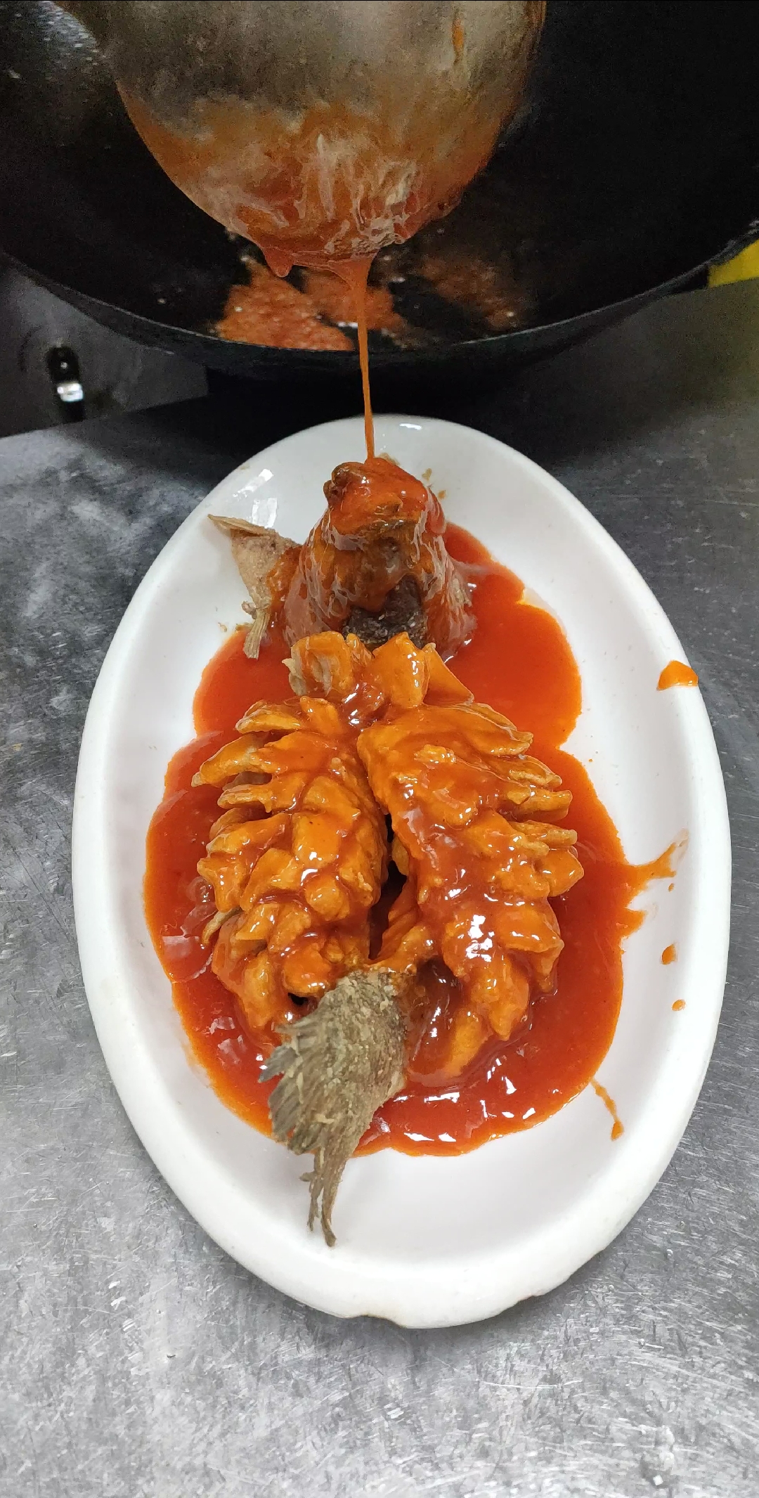 #松鼠鲈鱼#厨师长做的松鼠鲈鱼,看起来就是不一样.