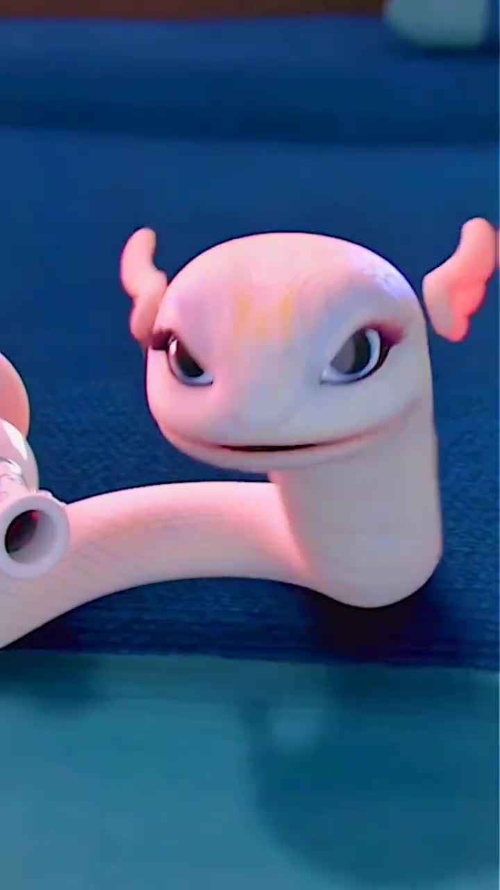 这小蛇蛇眼熟不?这样看还挺萌呀!