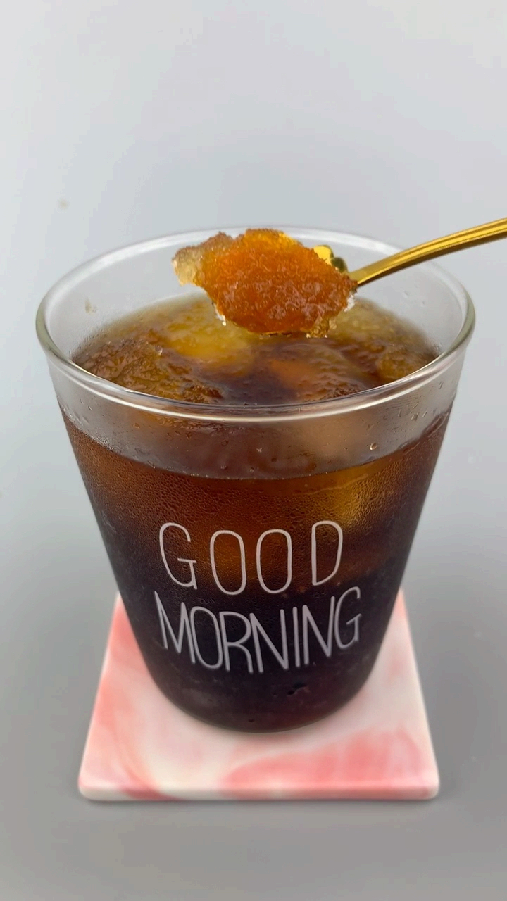 你喜欢的样子我都有#好玩的可乐冰沙,来一口太冰爽了