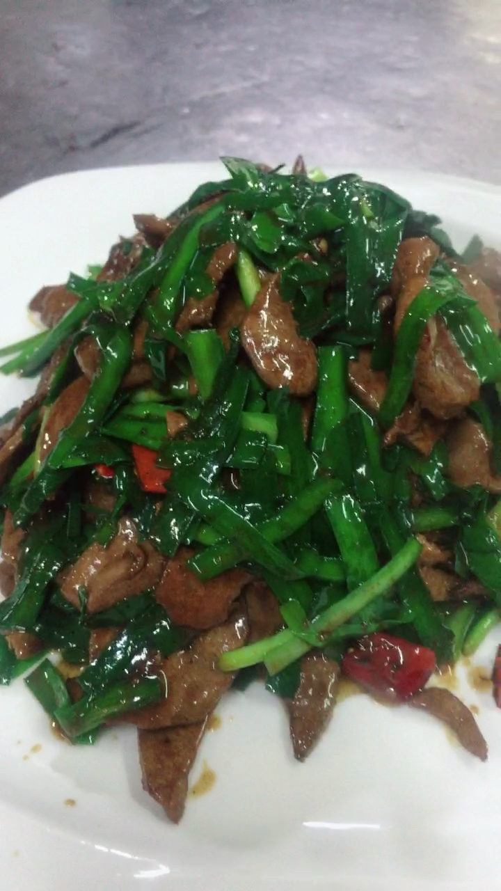 猪肝炒韭菜,更鲜嫩.