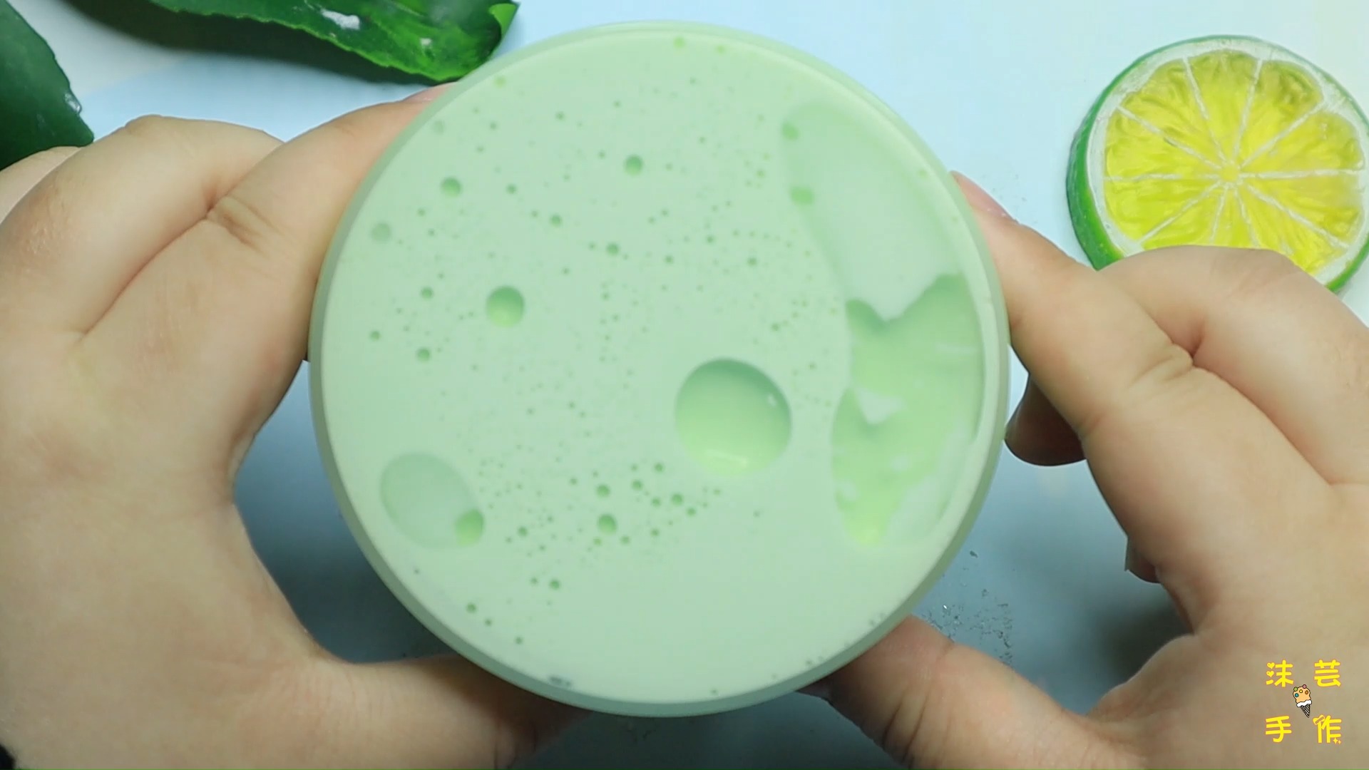 史莱姆#蛋蛋家抹茶冰淇淋起泡胶,不花钱的赠品泥手感怎么样呢,异常