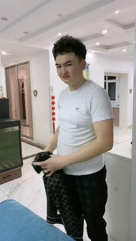 夫妻#大度的男人不会因为自己在外面有多辛苦而不去照顾自己的家壹鞍