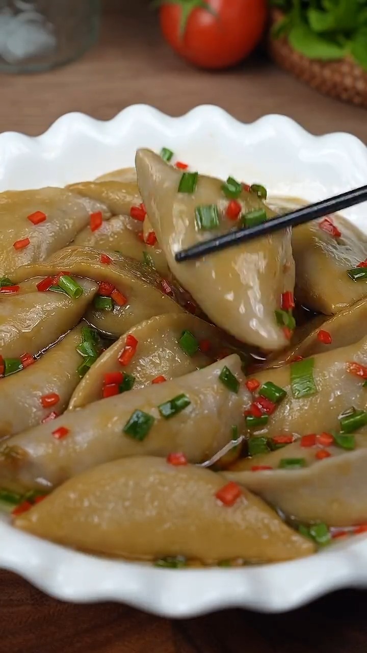 美食q弹软糯的芋饺你吃过吗跟着我这样做的梅干菜芋饺保证你一口气吃