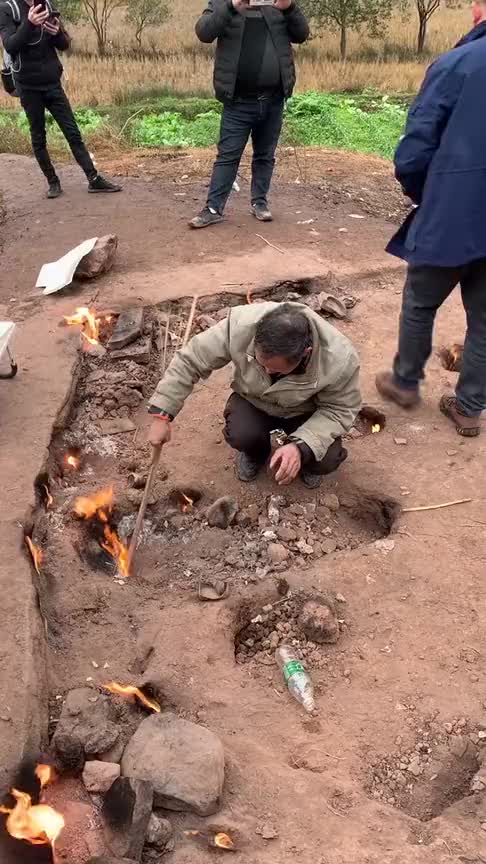 燃烧了六十多年的地火村,究竟是什么原因,知道的谁来解释一下!