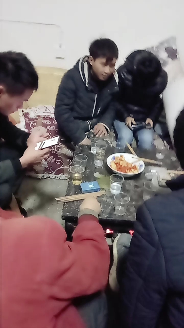 这就是贵州的酒拳