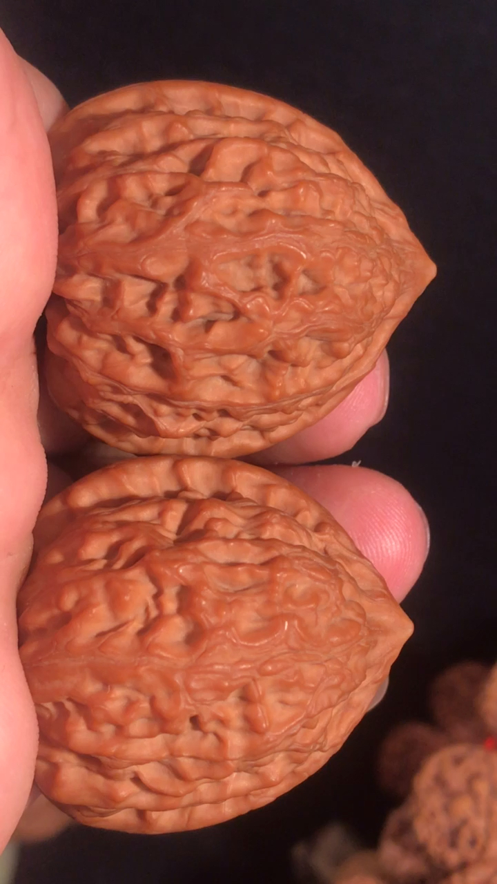 文玩核桃#金牛狮子头