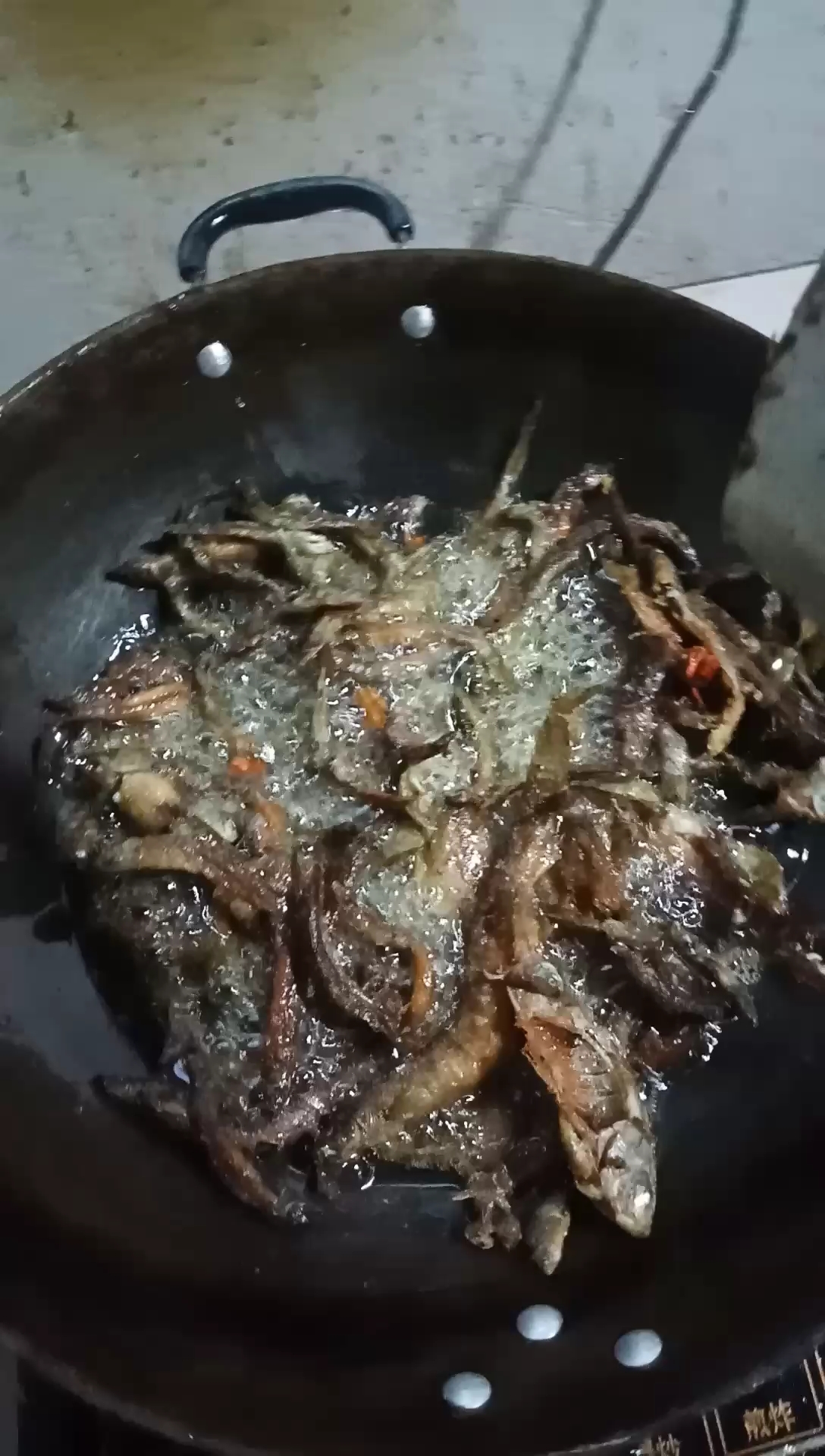 油炸野生小泥鳅