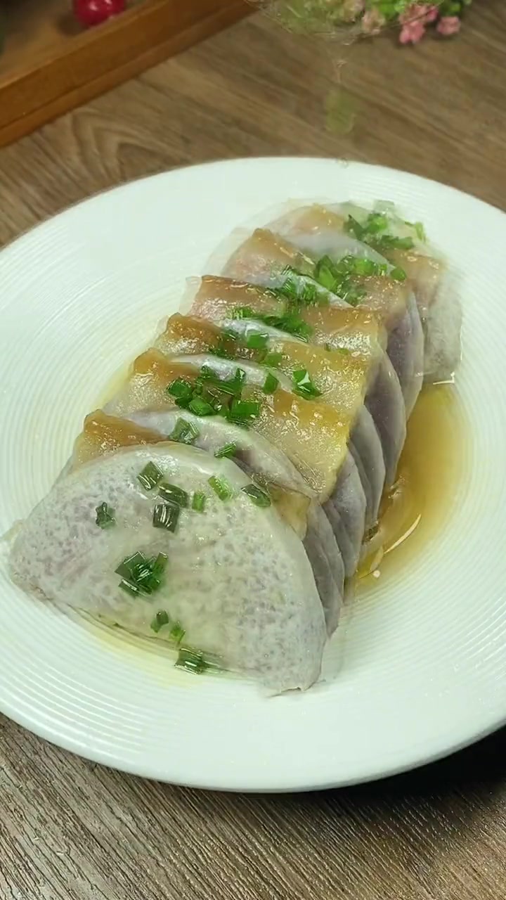 年夜饭蒸菜系列芋头蒸咸肉芋头咸鲜粉糯唇齿留香