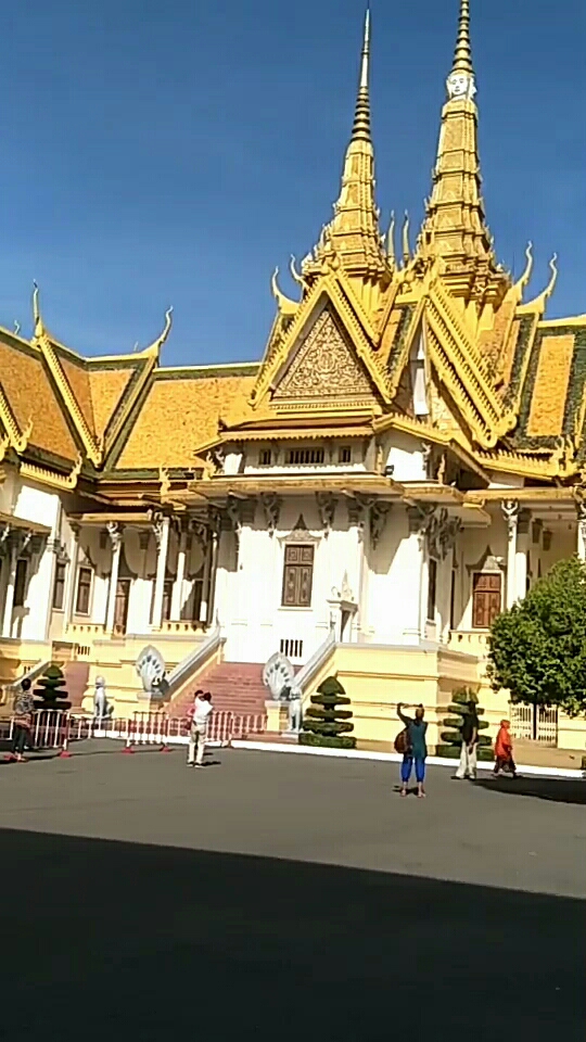 黄金屋子,真奢侈啊!