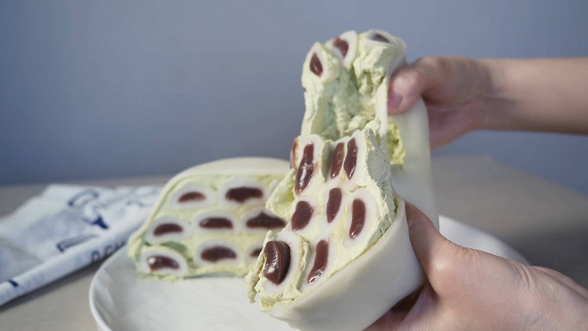 美食#超大超赞!大福袋装小福袋可爱的福袋摩奇冰淇淋,现在就教你做!