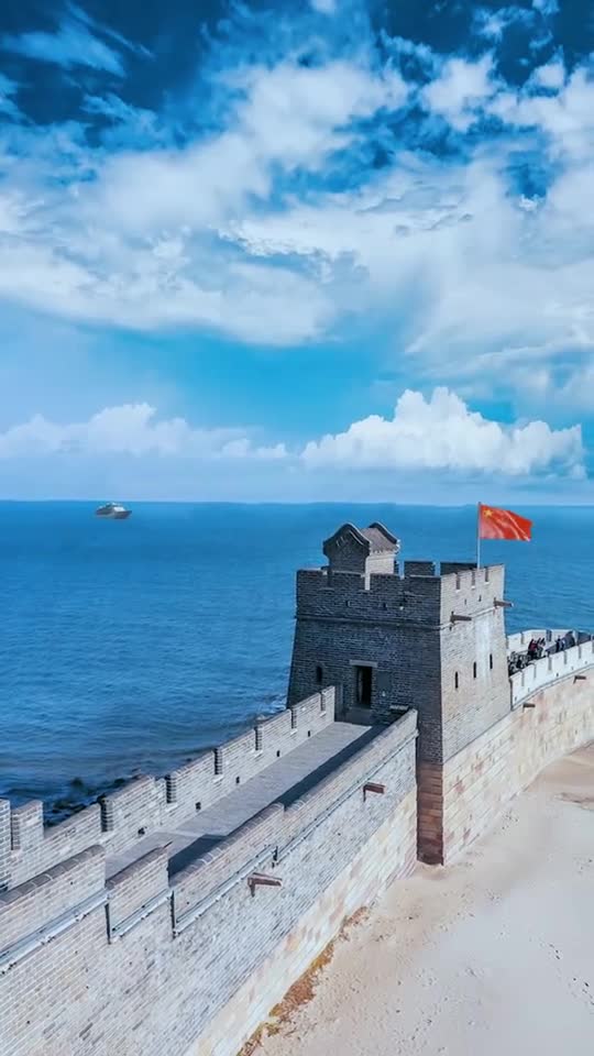 中国长城的尽头竟然在大海中老外看后感叹直呼中国古人的智慧太聪明了