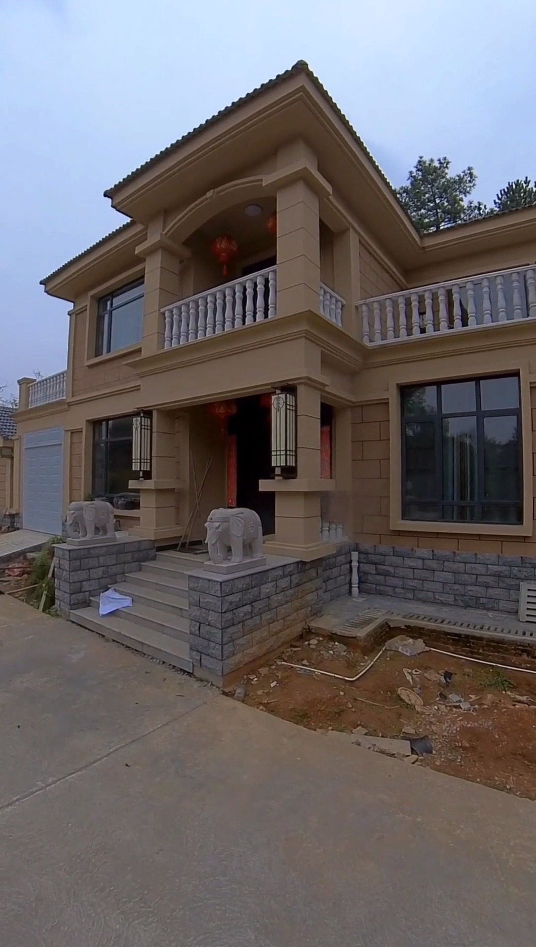 欧式别墅#农村二层别墅落地案例,宝家a2欧式风格小别墅设计,真好看