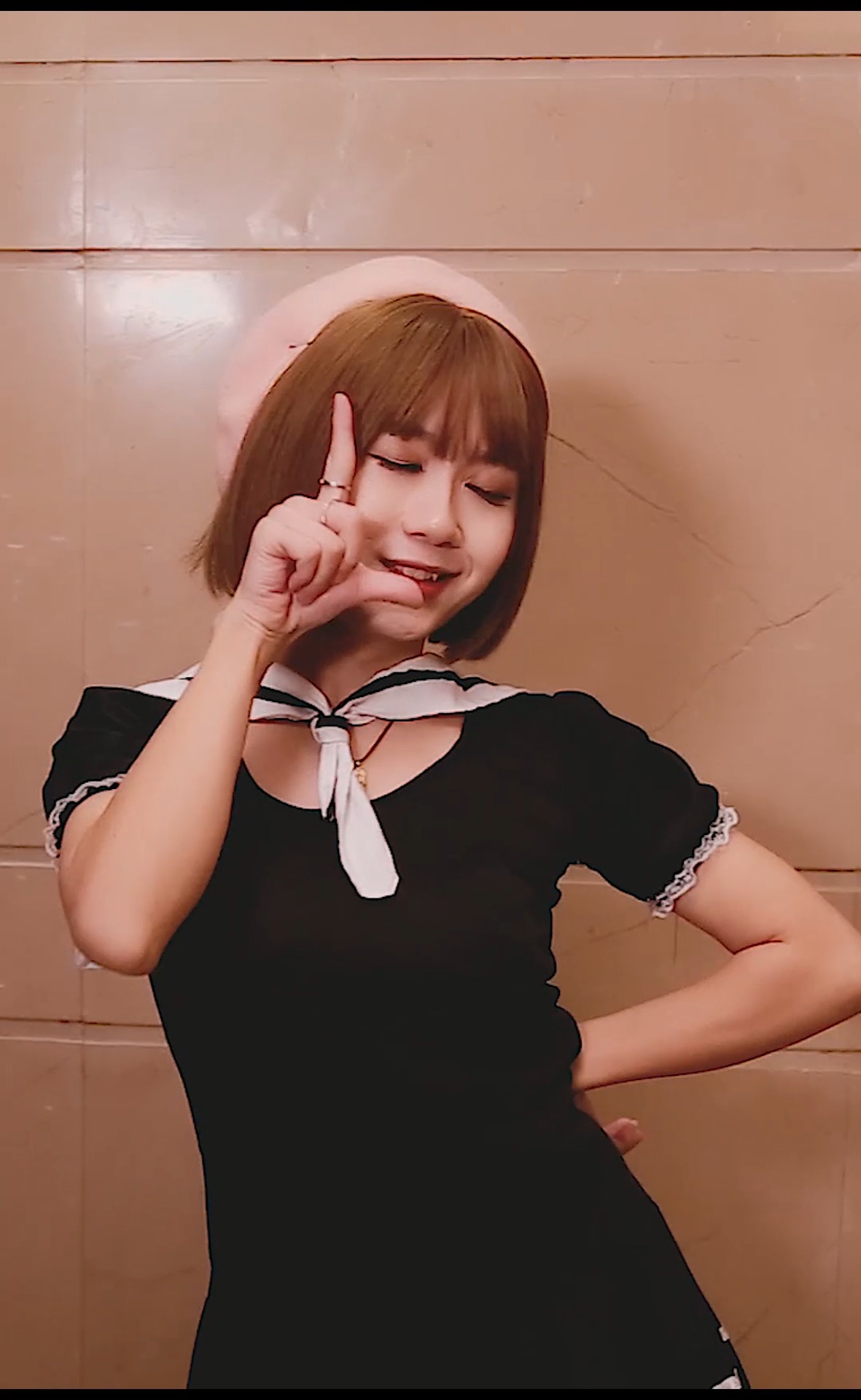 【哈尼九】完全疯了!冬天就该在室内热舞