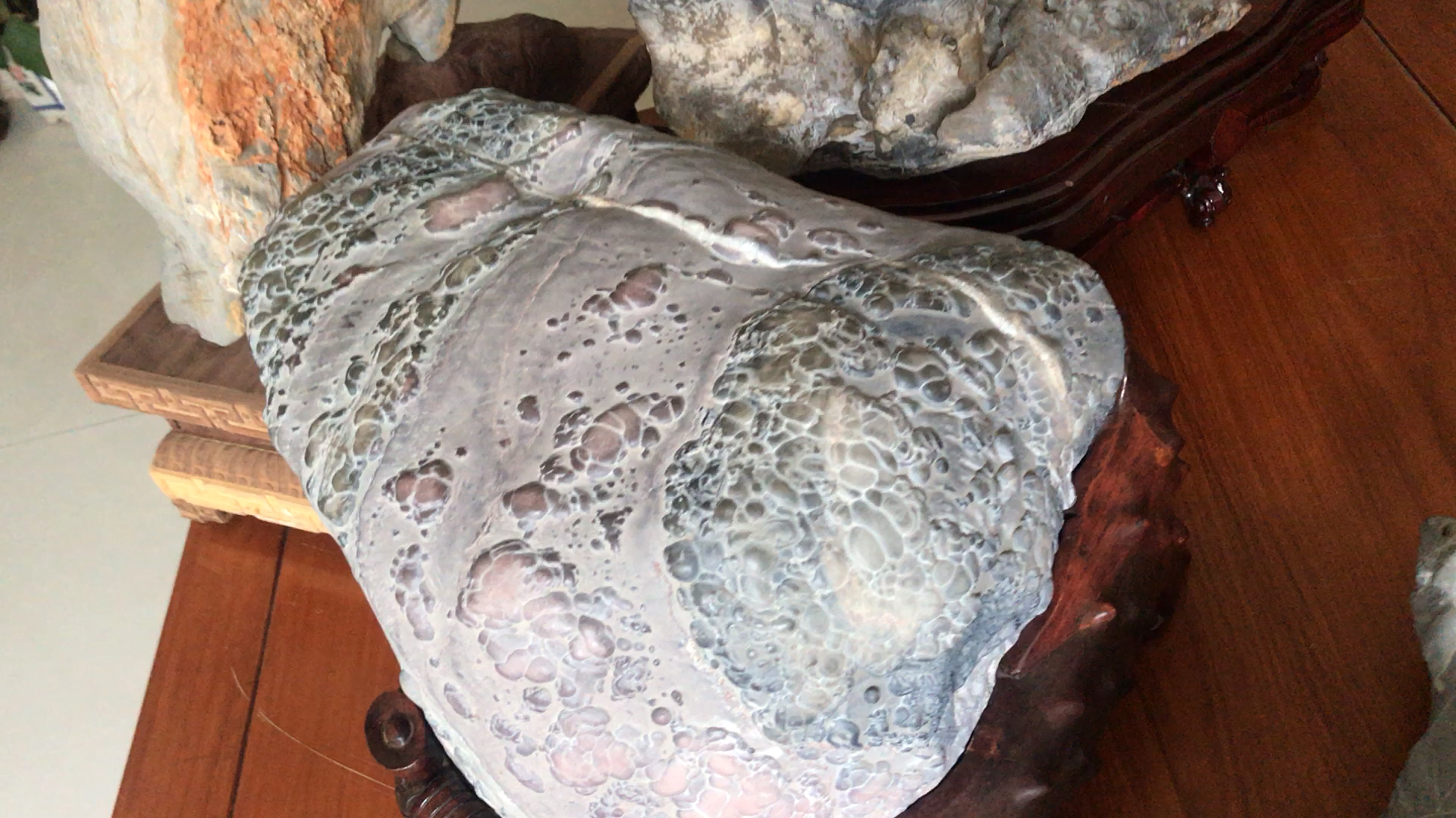 五彩珍珠灵璧石